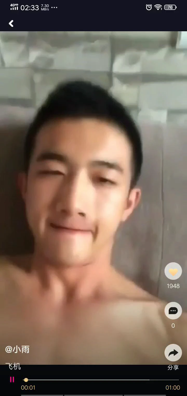 呆儿子自插射精